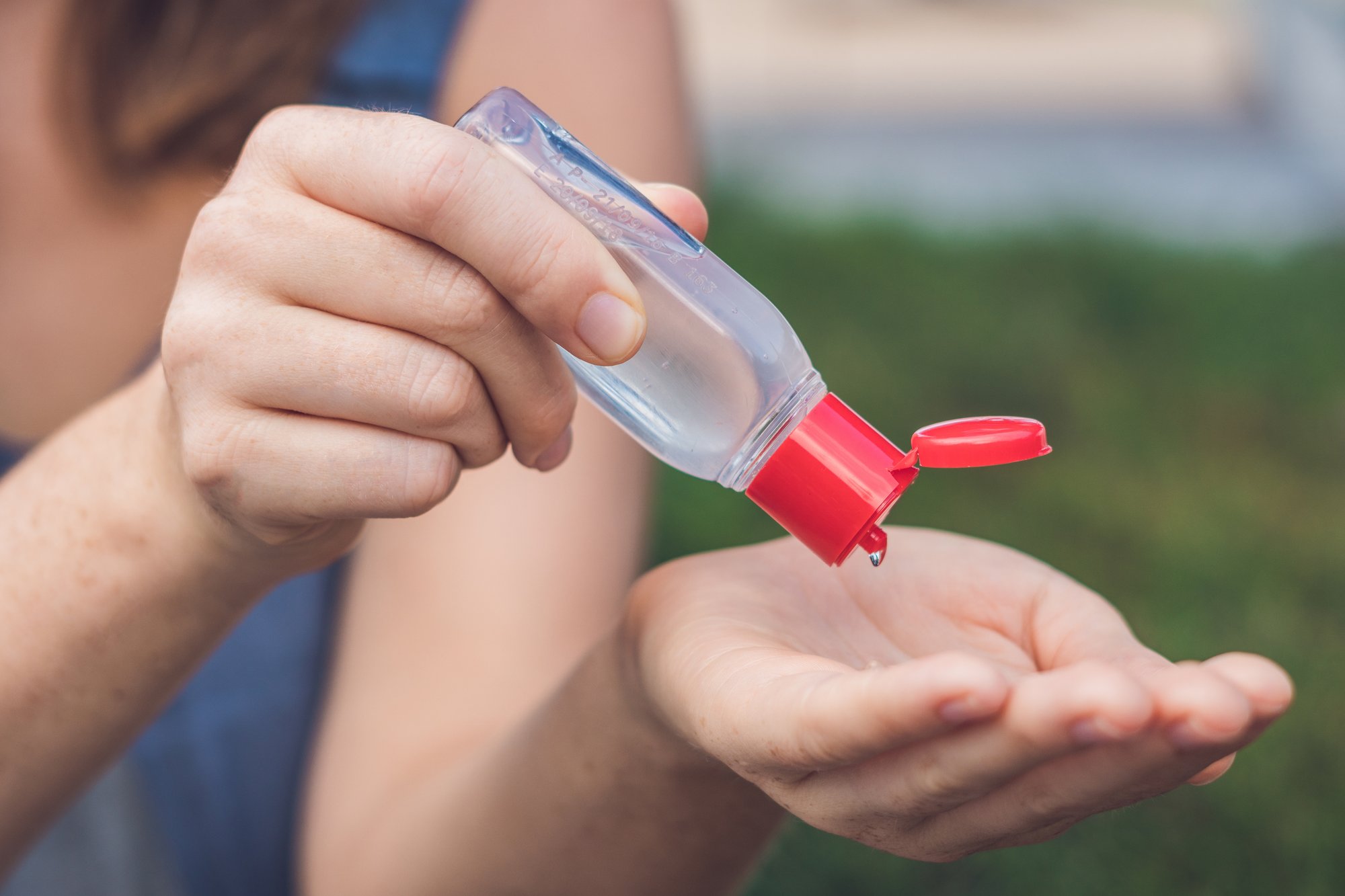 shutterstock_631119896 hand sanitizer