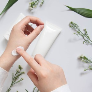 Pharmacist natural creme 300x300px